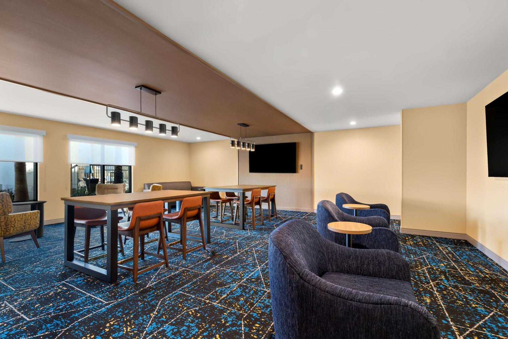 Hampton Inn & Suites Corona, Ca 외부 사진