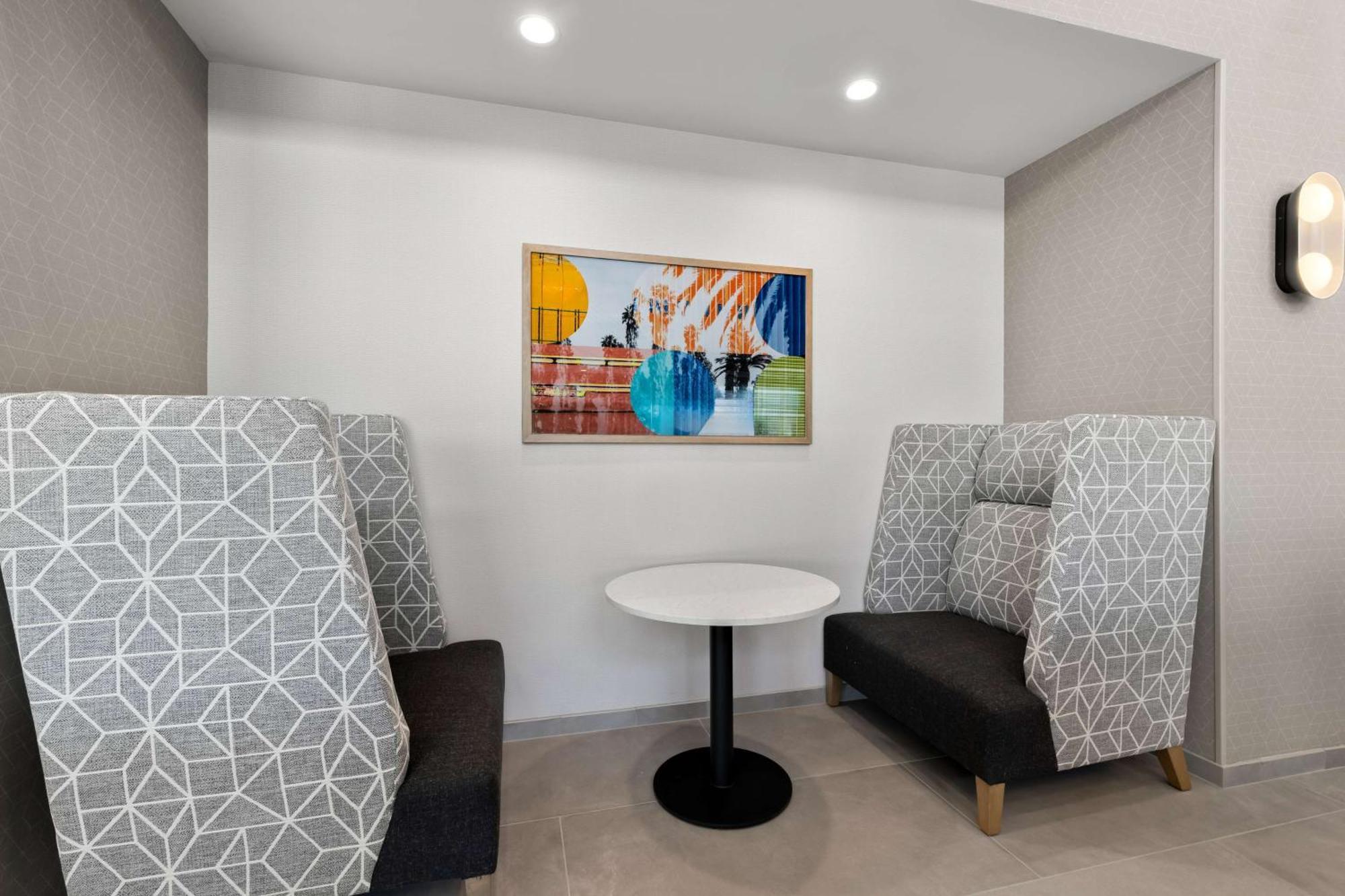 Hampton Inn & Suites Corona, Ca 외부 사진